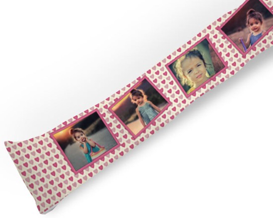 Il paraspifferi con piccoli cuori rosa