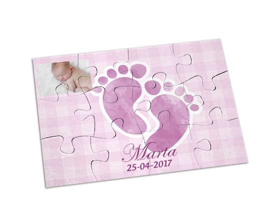 Puzzle magnetico con impronte rosa