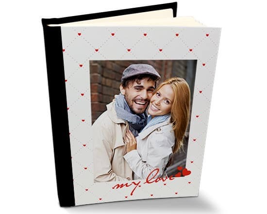 un elegantissimo album personalizzato con retro in pelle