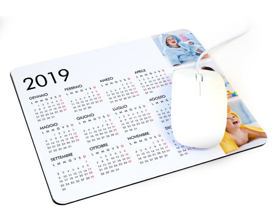 Tappetino mouse con grafica collage con calendario