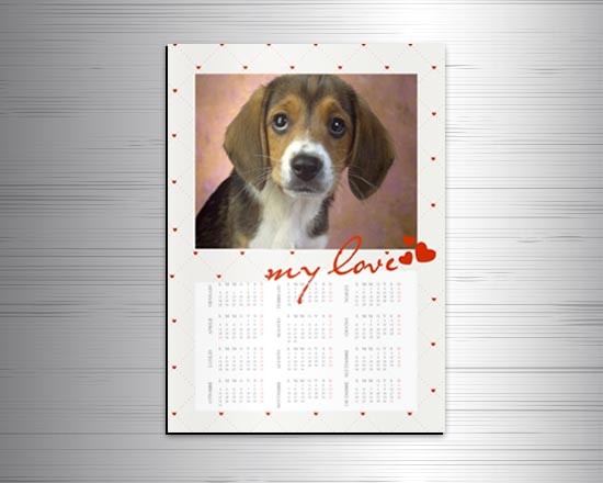 calendario magnetico con cuori rosso