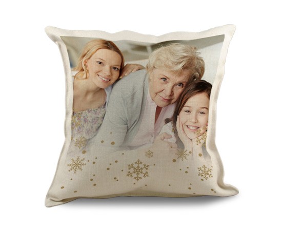 Cuscino juta con grafica con stelle e palline oro