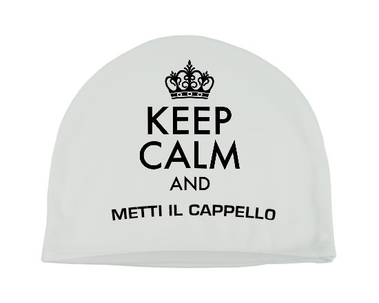 Un cappellino in pile dalla strepitosa grafica originale
