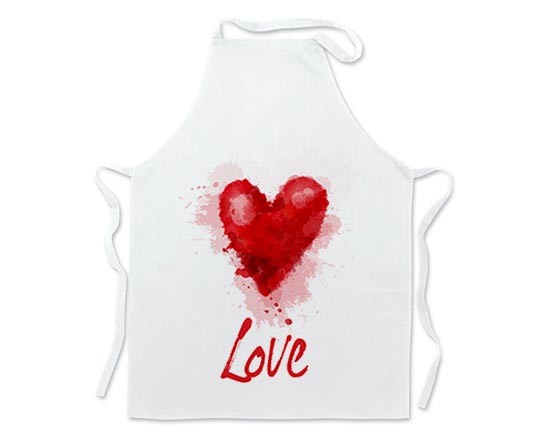 Grembiule con cuore rosso