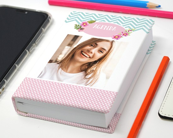 agenda personalizzata con grafica per la mamma