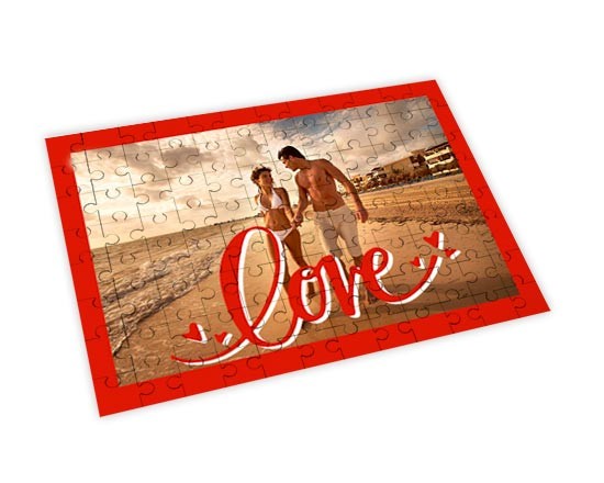 Puzzle in legno con cornice rossa