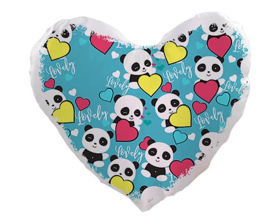 Piccoli panda per il tuo cuscino cuore