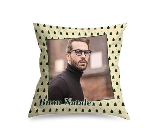 Cuscino in pile con alberelli verdi