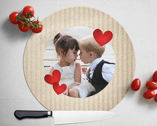 Tagliere rotondo con grafica con cuori