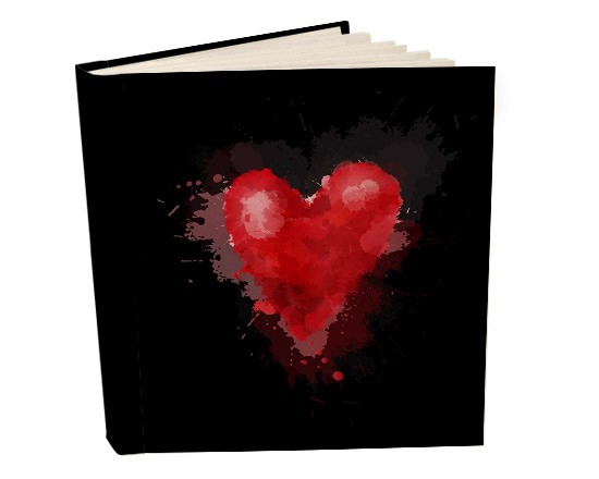 Album con tasche e cuore rosso su copertina