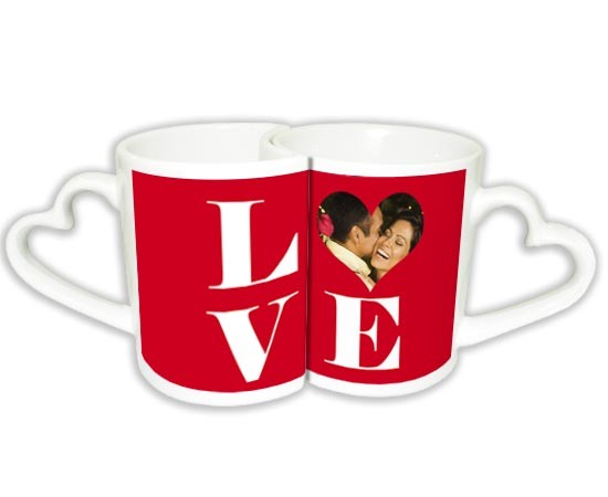 Coppia di tazze love personalizzate con grafica
