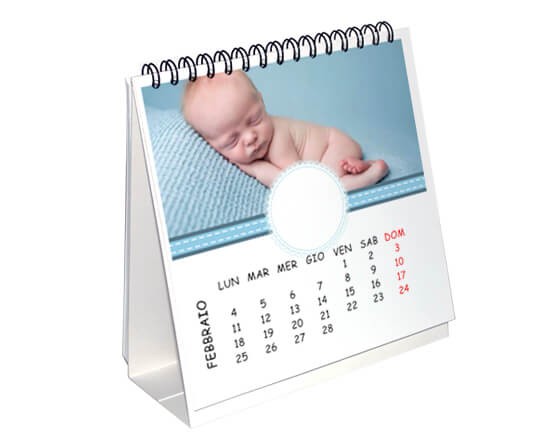 Il calendario dalla grafica celeste