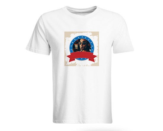 Maglia a Manica Corta personalizzata nella cornice tonda