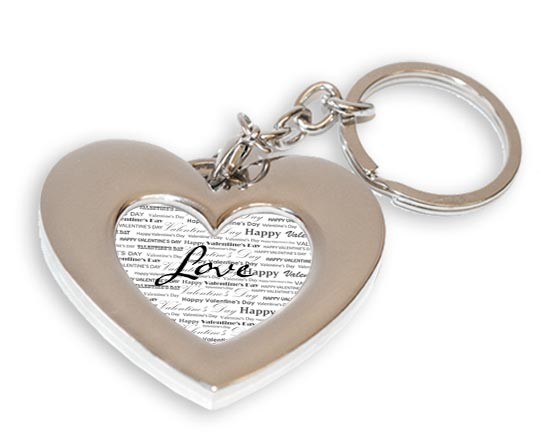 Il tuo romantico portachiavi a forma di cuore in metallo