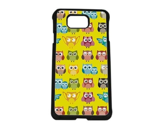 Cover personalizzata con grafica gufetti