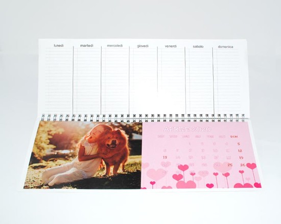 Calendario da scrivania Cuori rosa