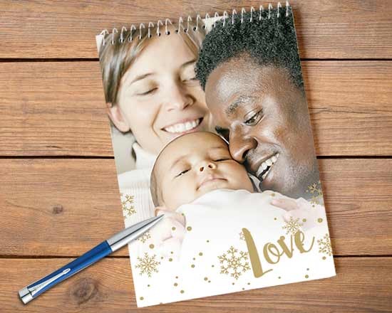 Block notes con spirale e copertina con stelle