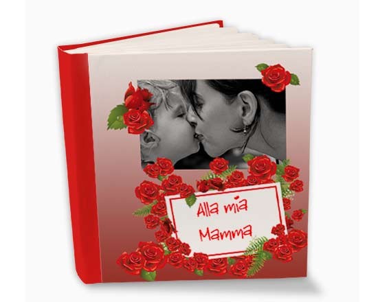 Album fotografico con rose rosse e foto