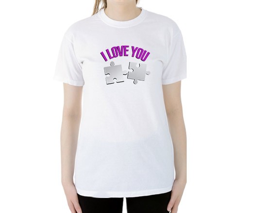 T-shirt unisex con stampa adatta sia a lui che a lei