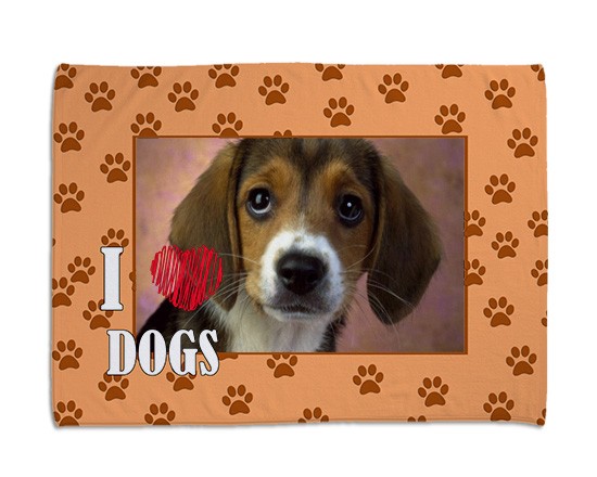 Impronte arancio per la tua coperta per cani