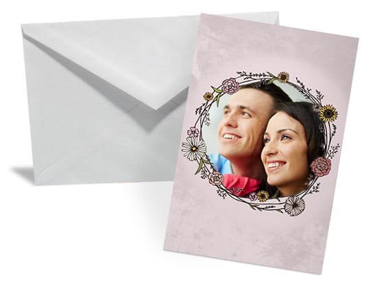 Biglietto auguri con sfondo rosa e cornice