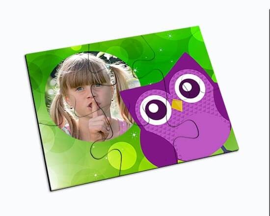 Il puzzle magnetico con il piccolo gufetto viola