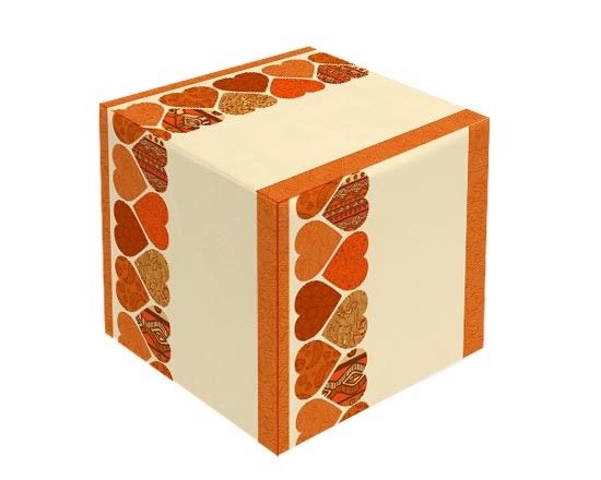 La grafica dai cuori arancio per un pouf straordinario