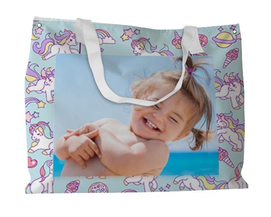 Unicorni colorati per la tua dolce borsa mare