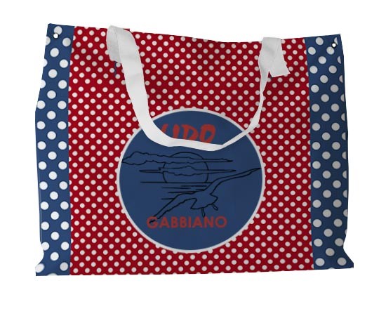 La borsa mare personalizzata da pois bianchi