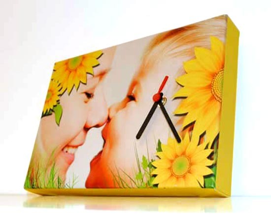 Orologio personalizzato con grafica di girasoli e foto